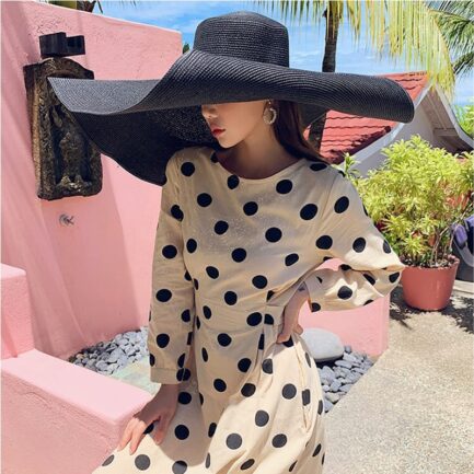 Chapéu de Praia com Aba Larga e Proteção UV - Estilo e Elegância para o Verão - Image 3