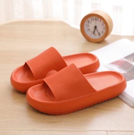 Chinelos de Plataforma Espessa para casa/banho - Conforto e Estilo para os Pés Femininos no Verão 2024 - Image 11